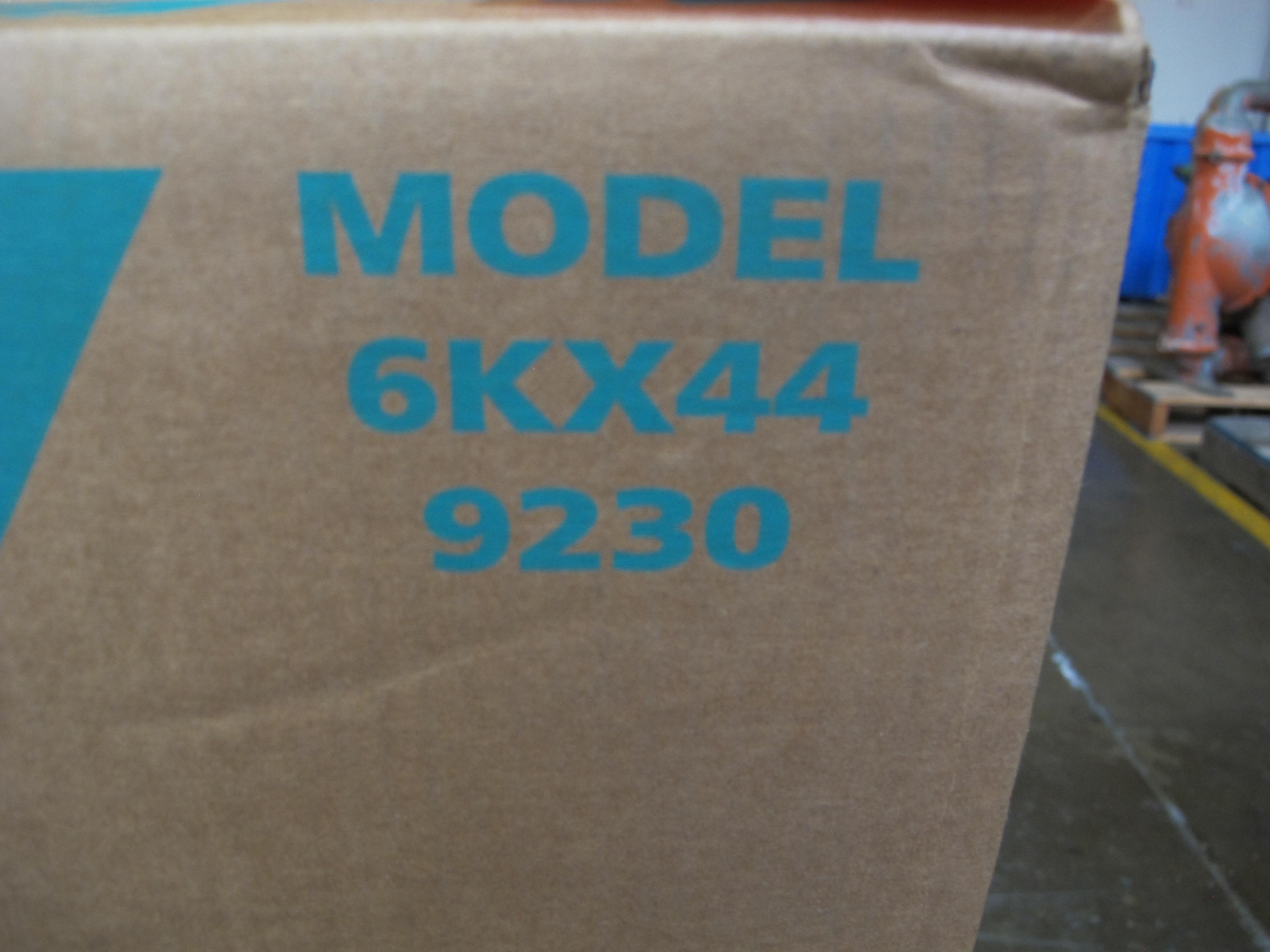 AIR KING VENTILATION, 30" PIVOTING FLOOR FAN. LOADING & HANDLING FEE $15-4056